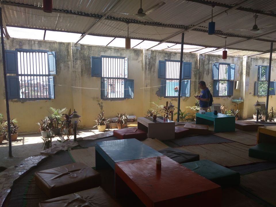 Photo of Zostel Varanasi, Kamlapati Tripathi Nagar Colony, Sidhgiribagh, Varanasi, Uttar Pradesh, India by The_Budget_Backpacker