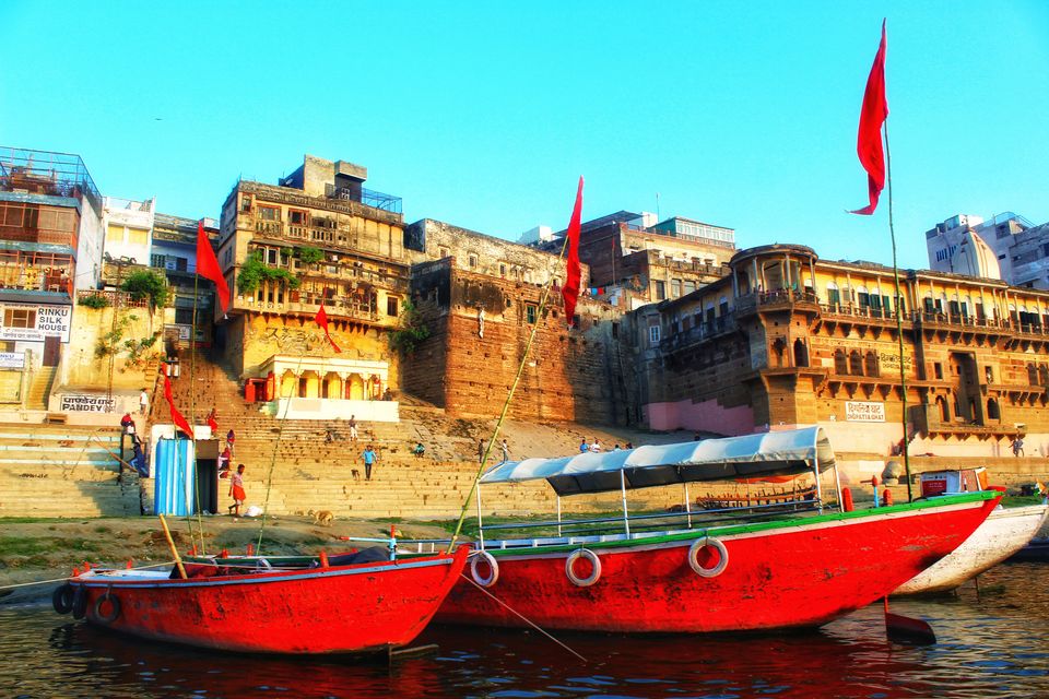 Photo of Ghats of varanasi, Ghasi Tola, Varanasi, Uttar Pradesh, India by The_Budget_Backpacker