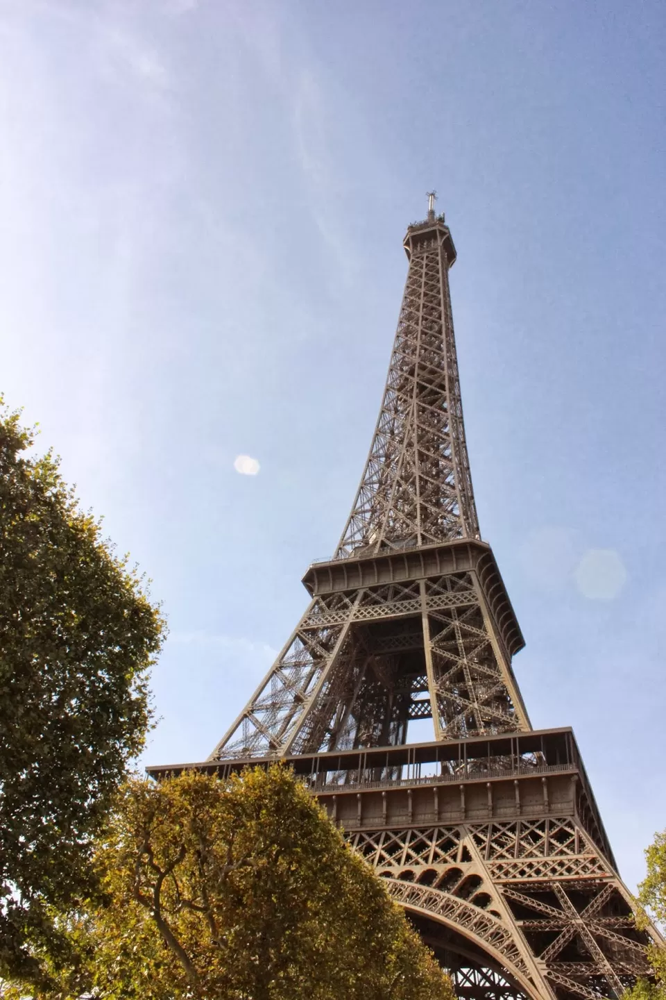 Photo of Paris, France by Pix