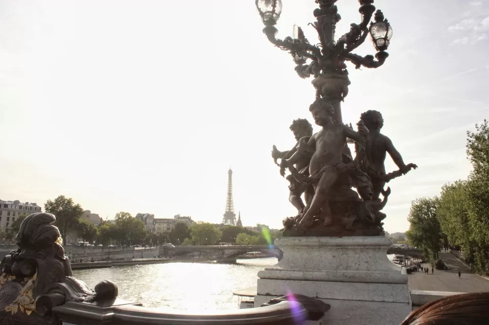 Photo of Paris, France by Pix