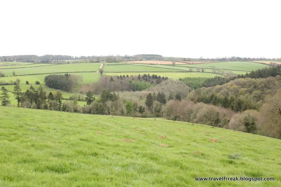 Photo of The dramatic landscape of Dartmoor National Park, Devon by Pix