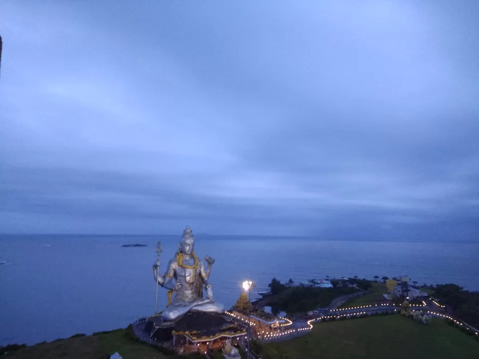 Photo of Murudeshwar, Karnataka, India by Mahesh Chandran Pillai