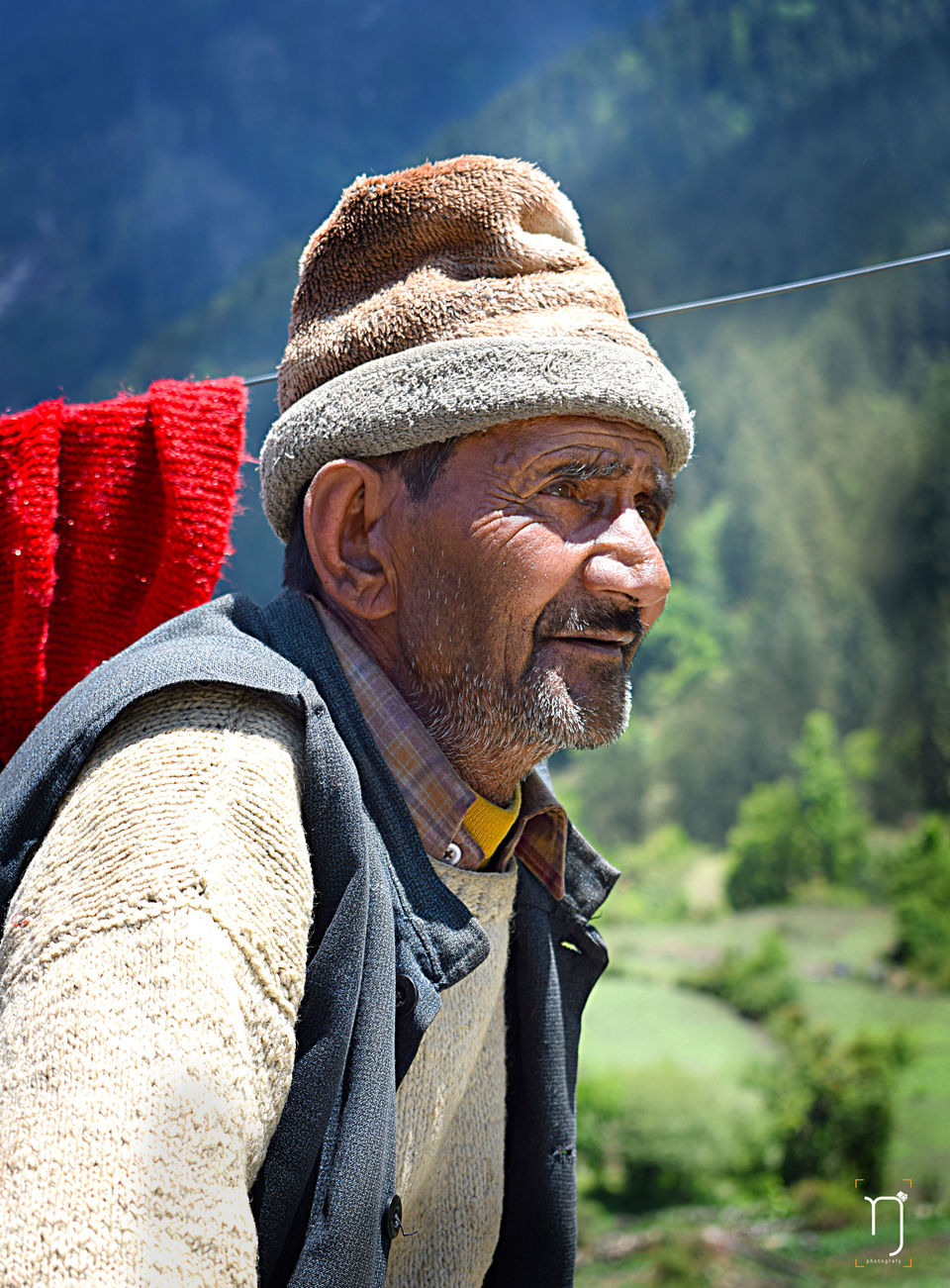 Photo of Soul searching in the mountains (Dhak) by Nishant