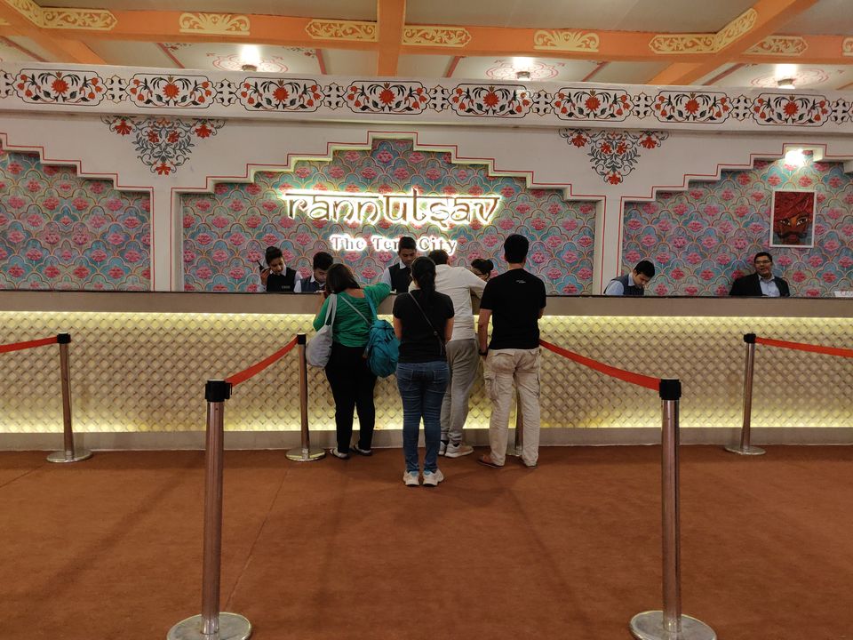 Photo of On a journey to find out if "Kutch nahi dekha toh kuch nahi dekha" is true. 2/30 by Parita