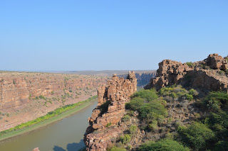 Photo of The rocky splendor of Rayalaseema 20/26 by Vasu Dev