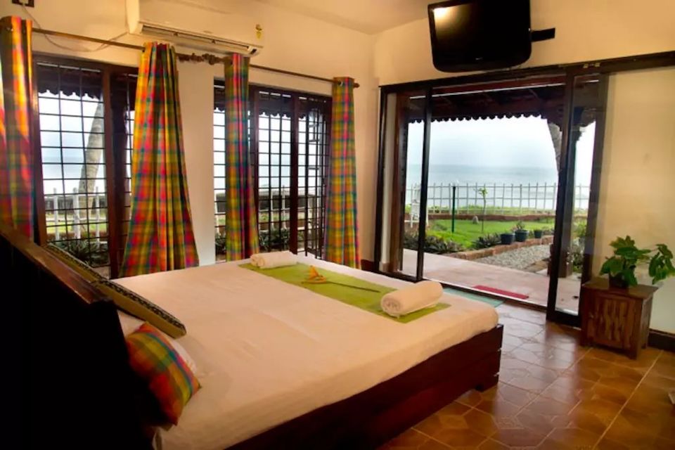 Photo of Varkala, Kerala, India by Sam