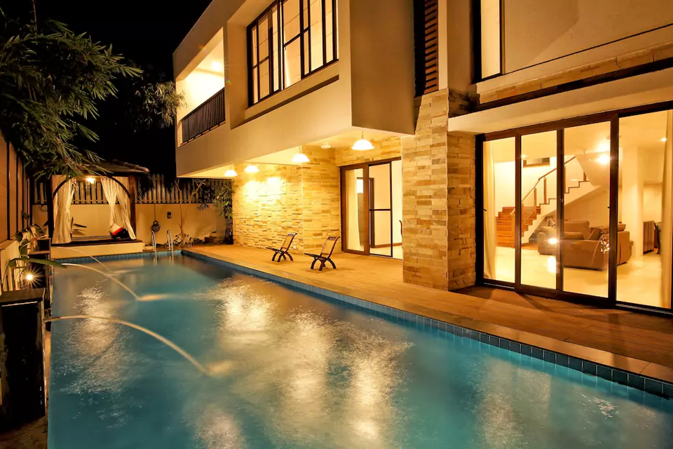 Photo of Live life.. King Size! 4 Stunning Luxury Villas That Will Complete Your Dream Goa Vacation! by Sam