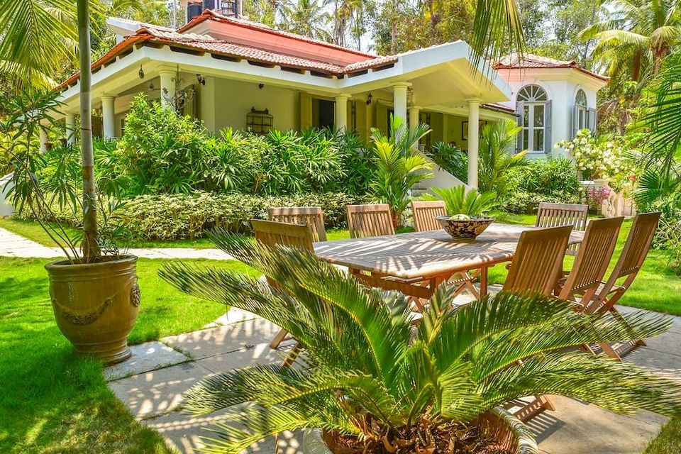 Photo of Live life.. King Size! 4 Stunning Luxury Villas That Will Complete Your Dream Goa Vacation! by Sam