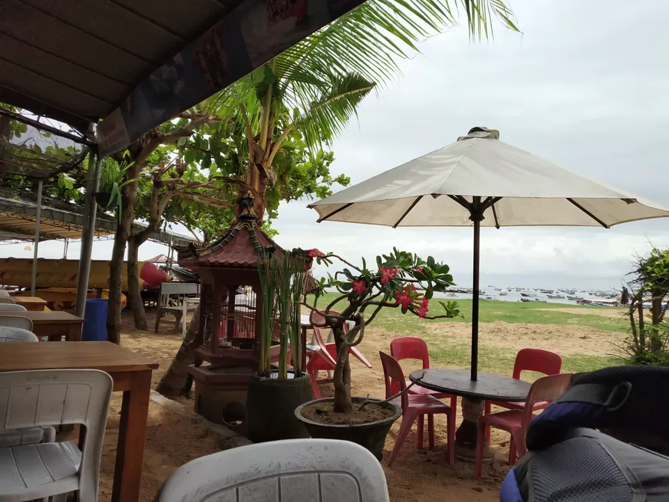 Photo of Indah Beach bungalows, Gili Indah, North Lombok Regency, West Nusa Tenggara, Indonesia by Unwind with Anu Brahma