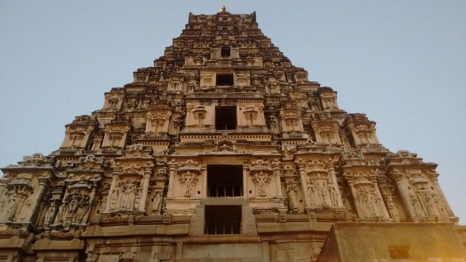 Photo of Shiva Temple, Hampi, Karnataka, India by rarunrajan