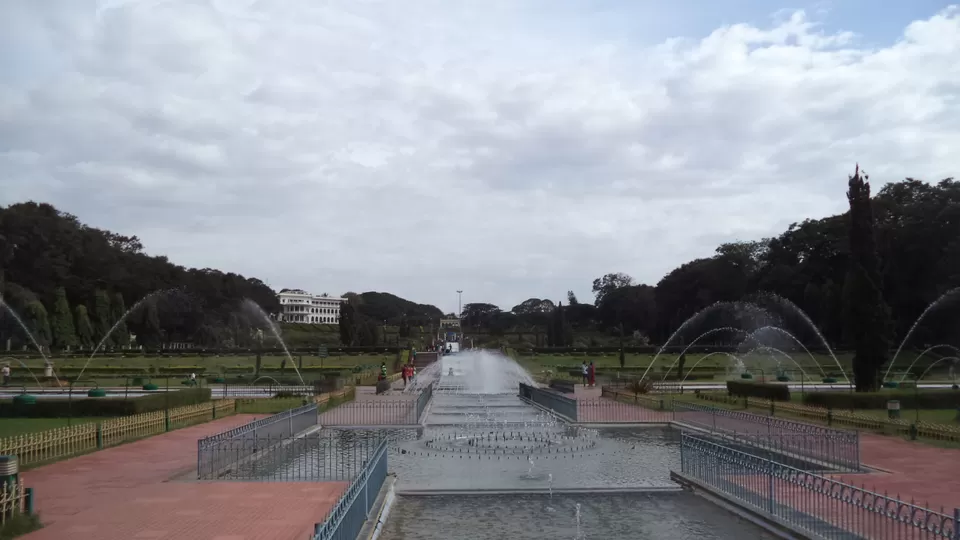 Photo of KRS Dam Road, Krishnarajasagara, Karnataka, India by Traveller