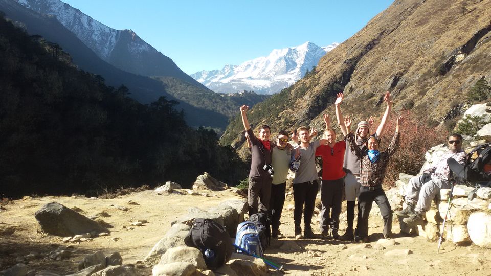 Photo of Mount Everest by Nature Explore trekking