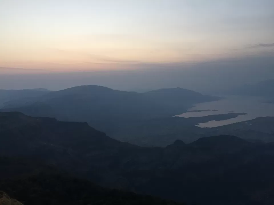 Photo of Taramati Peak, Ahmednagar, Maharashtra, India by तुषार चाळके पाटील