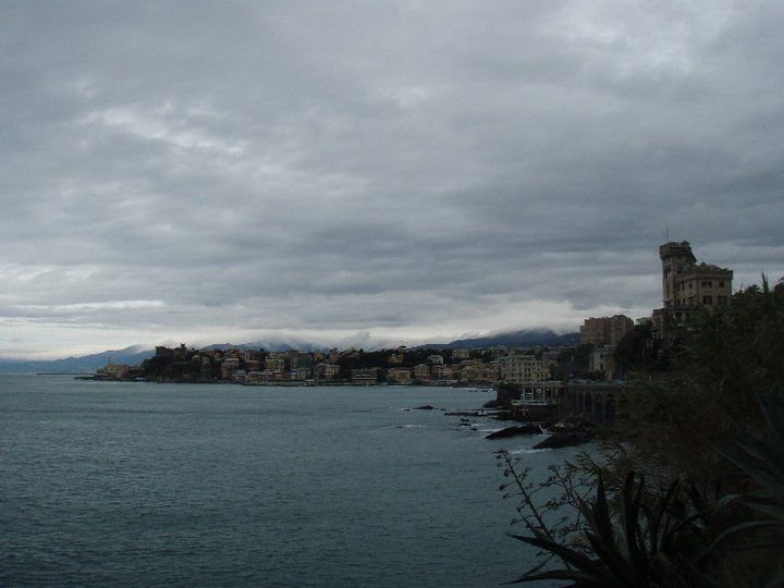 Photo of Walking at the heart of Genoa by Unshod Rover