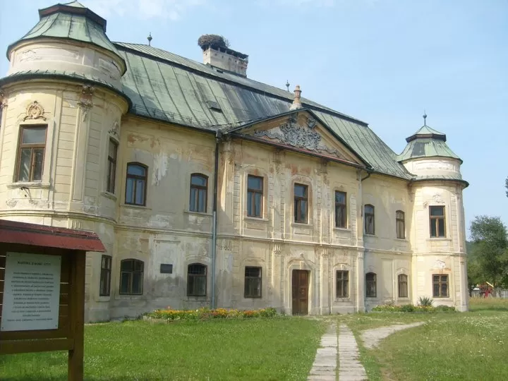 Photo of Hronsek, Slovakia by Unshod Rover