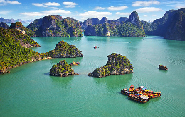 Photo of Vietnam: Unimaginably Beautiful and Happening Destination for Your Honeymoon 2/5 by Arwind Sharma