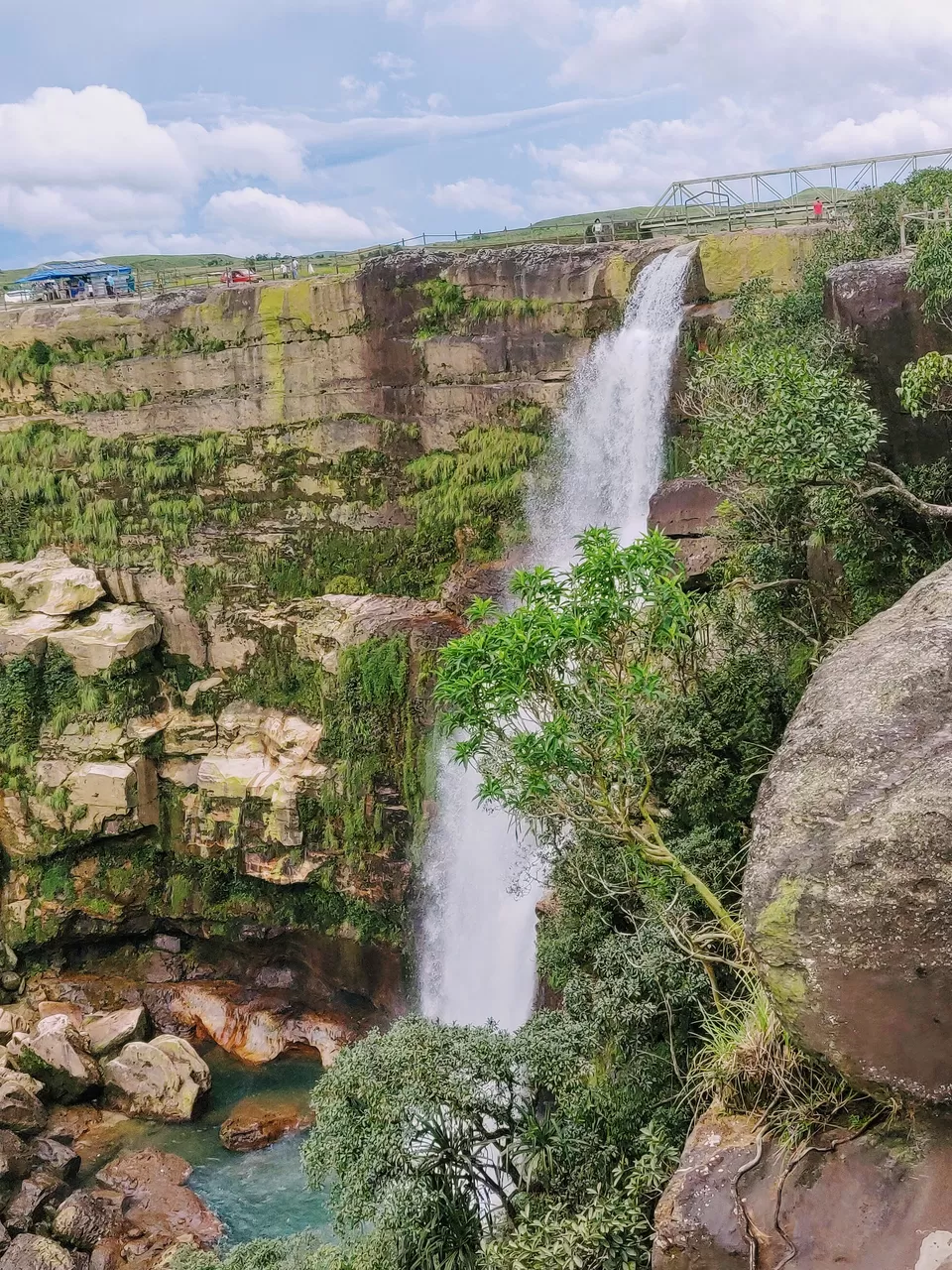 Photo of Dainthlen Falls, Dainthlen Road, Cherrapunji, Meghalaya, India by Urvashi Rana