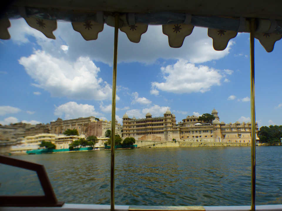 Photo of Taj Lake Palace, Udaipur, Rajasthan, India by Chitra