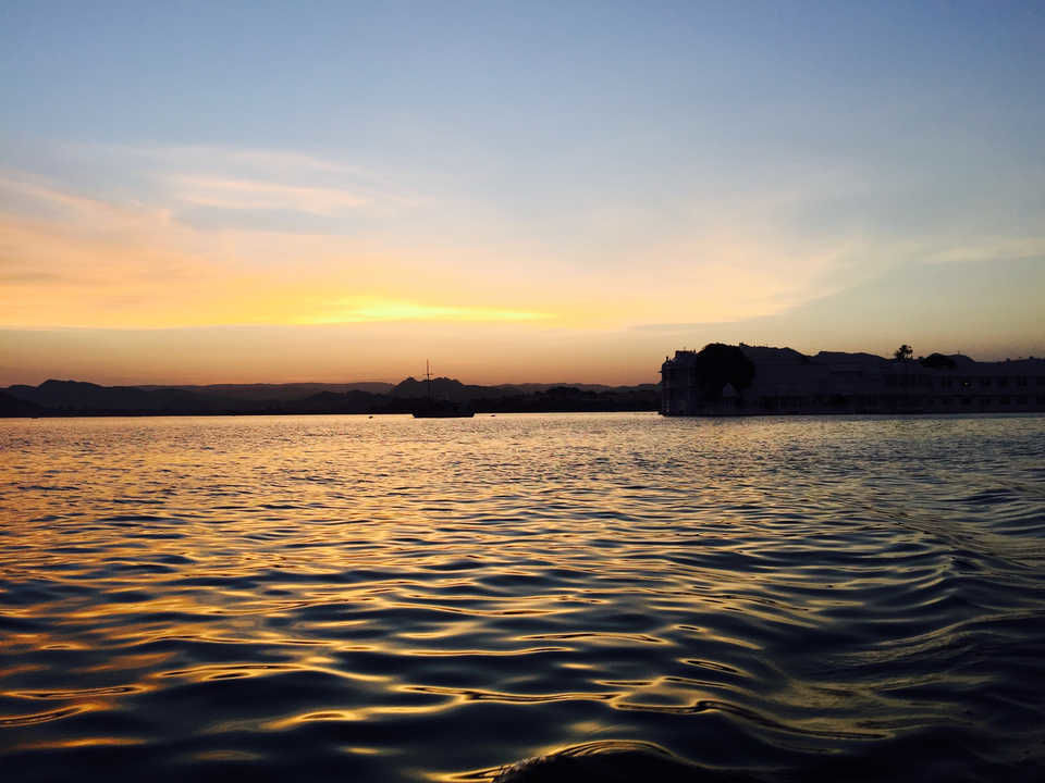 Photo of Taj Lake Palace, Udaipur, Rajasthan, India by Chitra