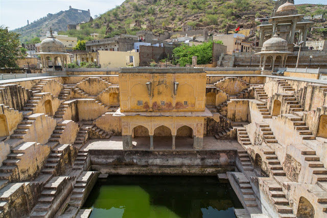 Photo of HAVE YOU HEARD ABOUT "PANNA MEENA KA KUND" ? 3/3 by Abhay Banthia