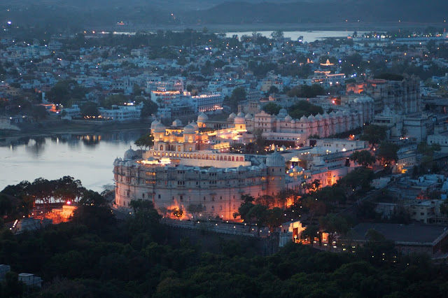 Photo of Udaipur : The Venice of the East 1/16 by Abhay Banthia