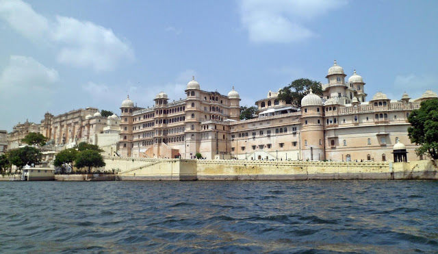 Photo of Udaipur : The Venice of the East 3/16 by Abhay Banthia