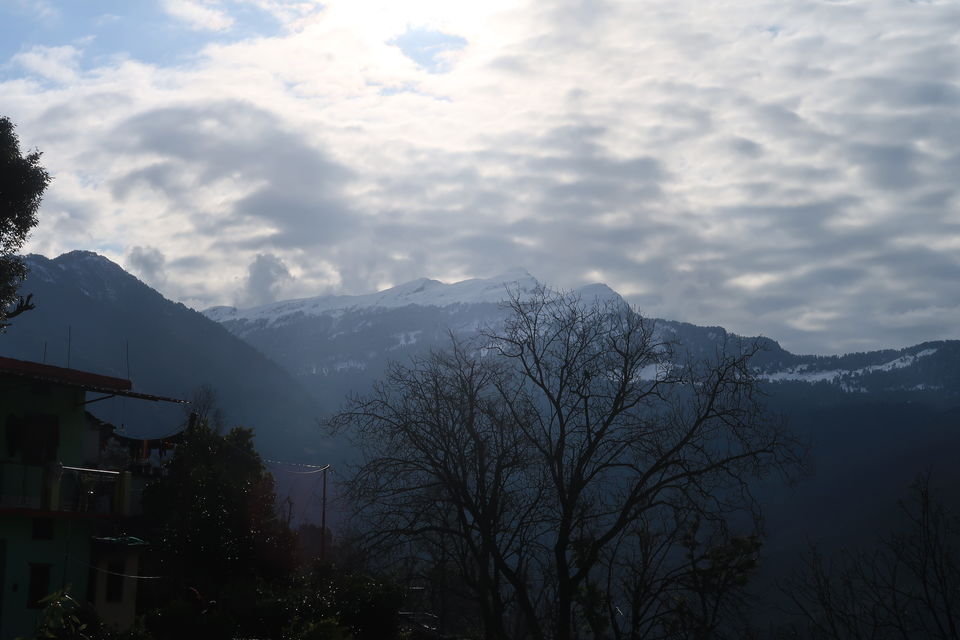 Photo of Chopta Chandrashila Deoriatal Trek 9/70 by Paromita Dutta