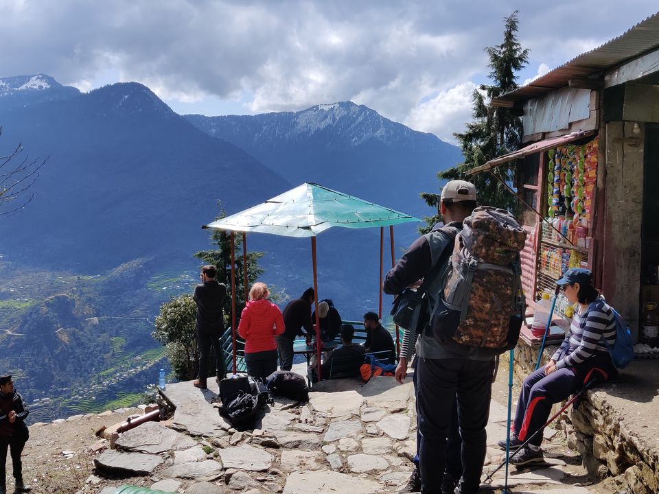 Photo of Chopta Chandrashila Deoriatal Trek 15/70 by Paromita Dutta