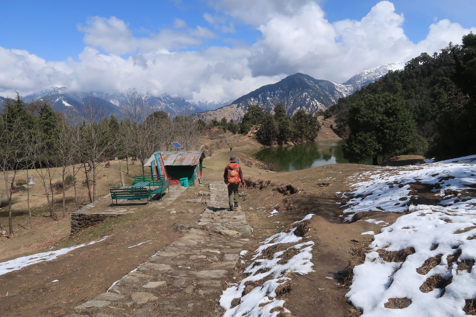 Photo of Chopta Chandrashila Deoriatal Trek 18/70 by Paromita Dutta