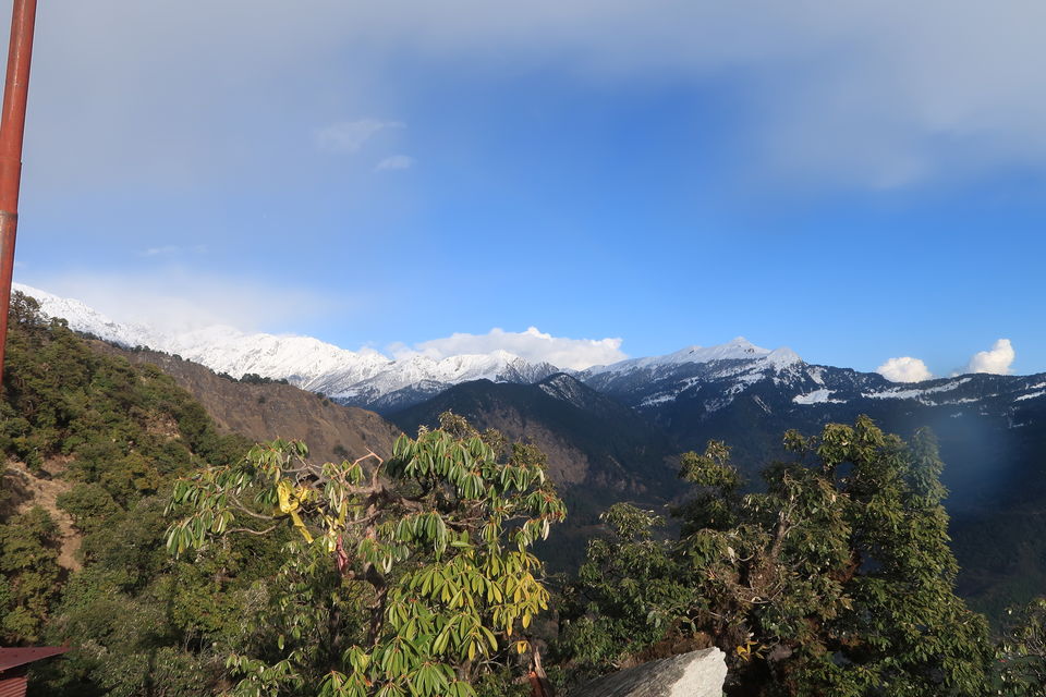 Photo of Chopta Chandrashila Deoriatal Trek 23/70 by Paromita Dutta