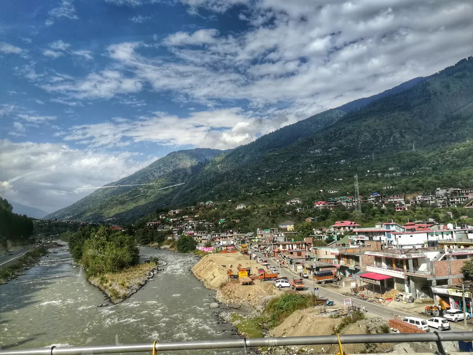 Photo of Manali, Himachal Pradesh, India by Prasenjeet Sadhu