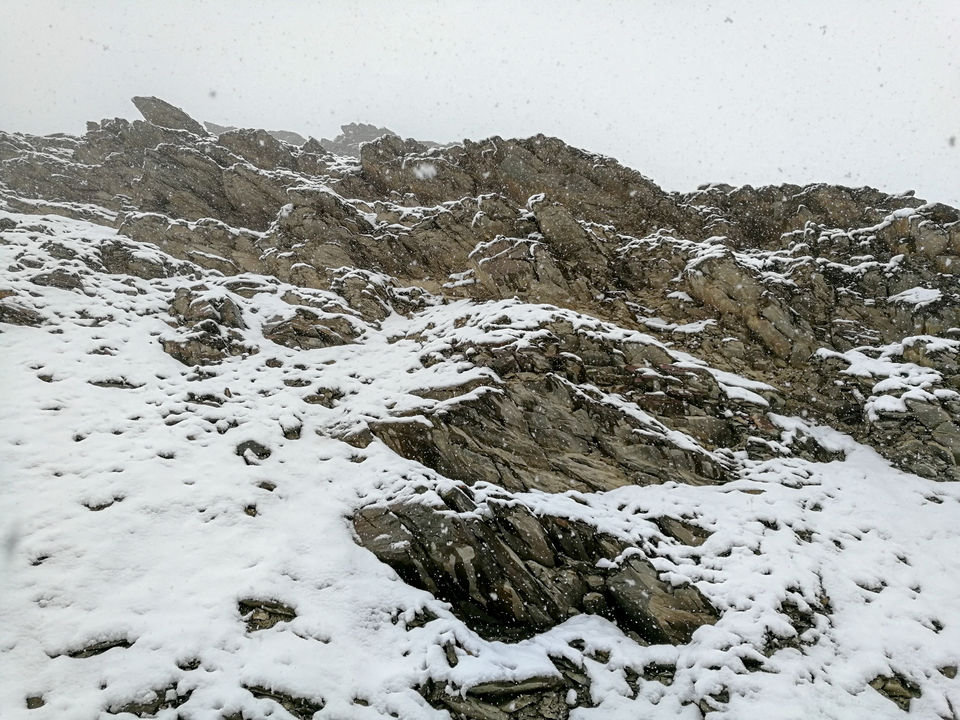 Photo of Kunzum Pass, Dhar Thachakarpo, Himachal Pradesh by Prasenjeet Sadhu