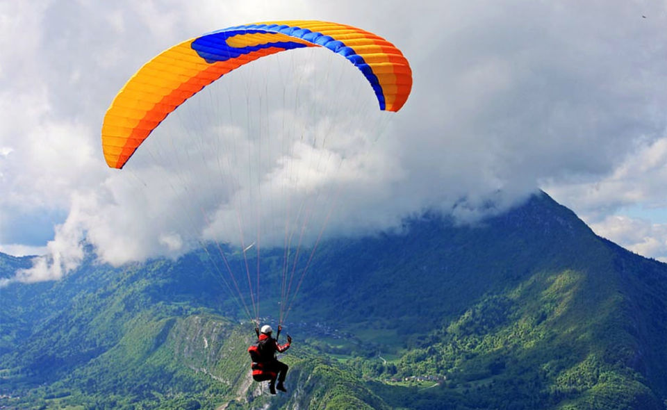 Photo of Bir Billing Paragliding Price | Paragliding in India Cost by Birbilling Adventure