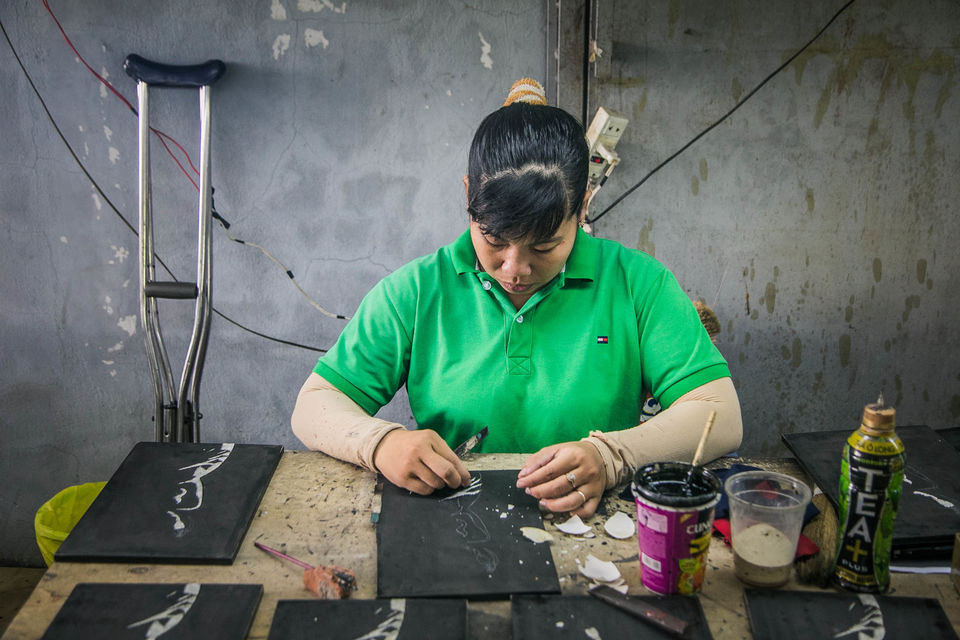 Photo of VietnamDiary 2 - Vietnamese Lacquer paintings. - My Travel stories 4/13 by Rajeshwar Dayal Mathur