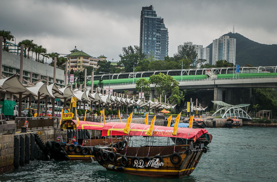 Photo of Aberdeen Habour, Hong Kong 3/5 by Rajeshwar Dayal Mathur