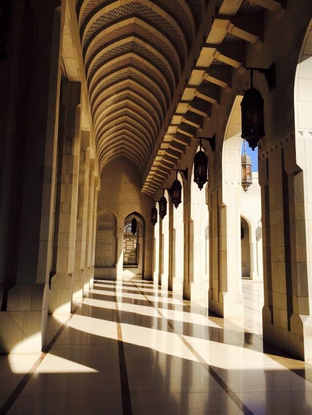 Photo of Sultan Qaboos Grand Mosque, Sultan Qaboos Street, Muscat, Muscat Governorate, Oman by We Unsettled Soul