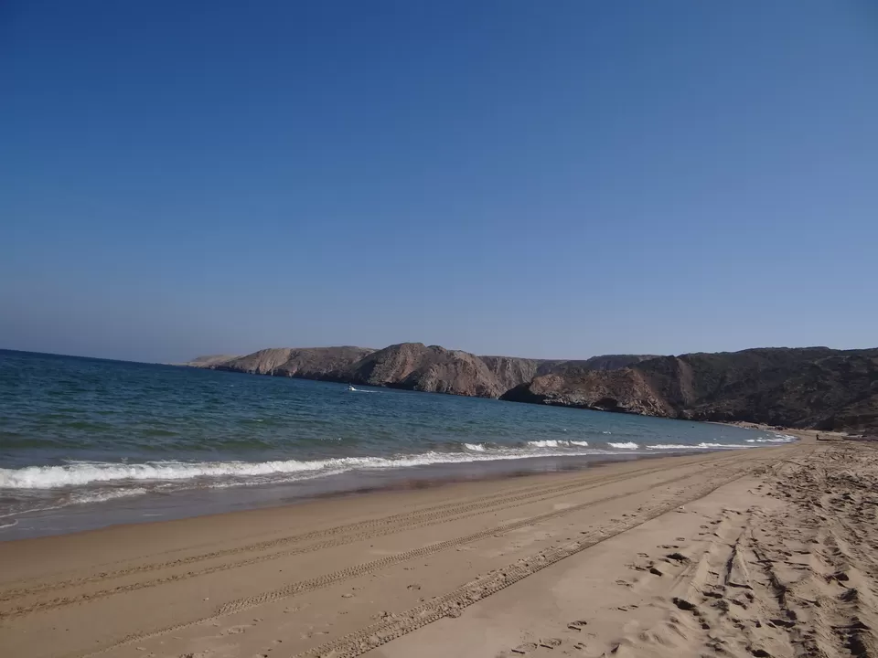 Photo of Yitti Beach, Muscat Governorate, Oman by We Unsettled Soul