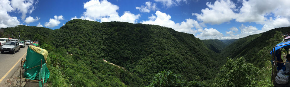Photo of Cherrapunjee, Meghalaya, India by Kritharth Pendyala