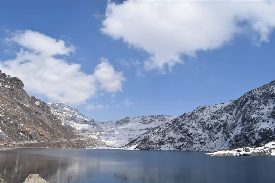 Photo of Tsomgo Lake, Sikkim, India by Yatra Vritant | यात्रा वृतांत