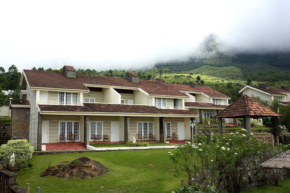 Photo of The World's Highest Tea Estate - Kolukkumalai 3/4 by Savaari