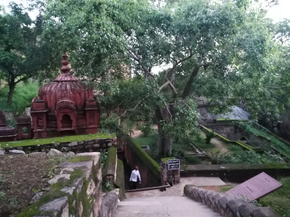 Photo of Jhansi, Uttar Pradesh, India by Lakshmisha Kerekoppa