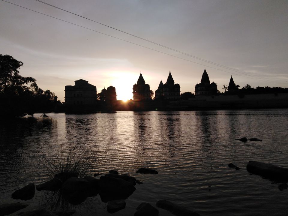 Photo of The Royal Chhatris, CENOTAPHS ORCHHA, Madhya Pradesh, India by Lakshmisha Kerekoppa