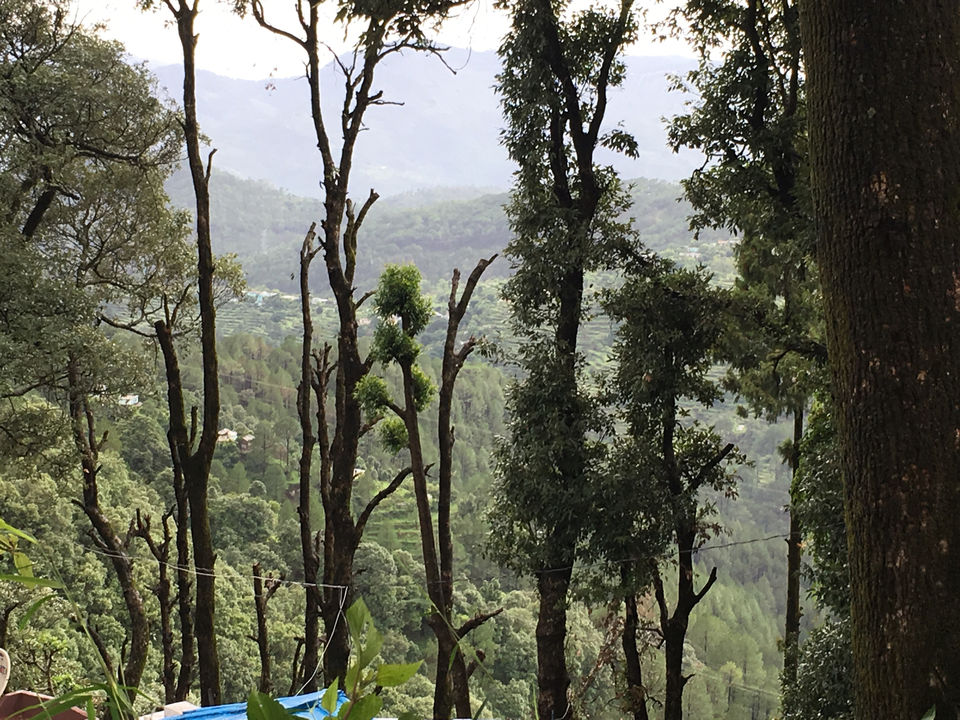 Photo of The lonely cloud:Lansdowne by Sagarika