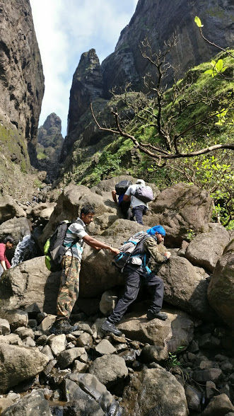Photo of A walk in The Mountain:Trek to Harishchandragad via Nalichi Vaat. 13/70 by PANKAJ KUMAR