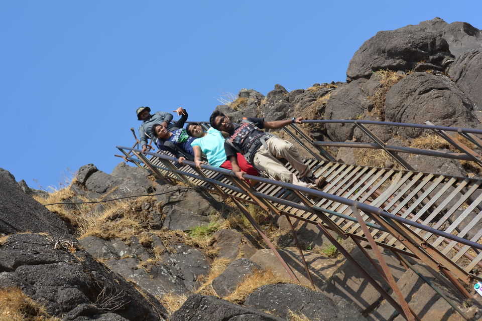 Photo of Trek to Mt. Kalsubai – beyond clouds. 12/13 by PANKAJ KUMAR
