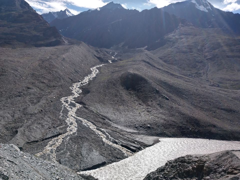 Photo of Trekking Story To Hampta Pass (14,000 ft) And Chandratal Lake: The world within The World. by PANKAJ KUMAR