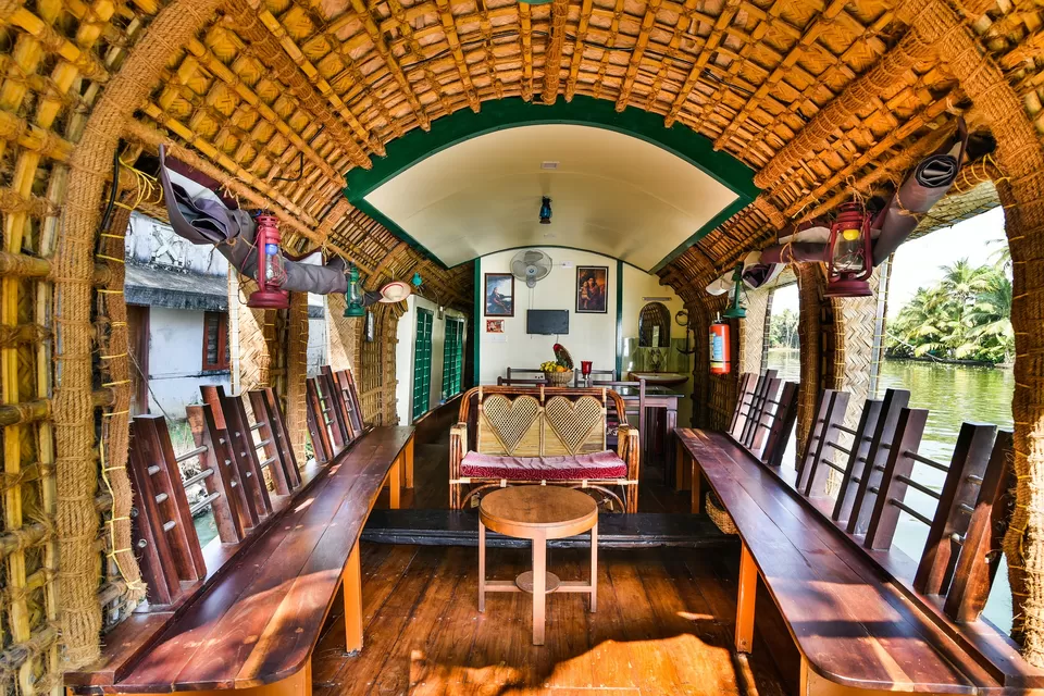 Photo of Alleppey Boathouse, Punnamada, Starting Point, Alappuzha, Kerala, India by PANKAJ KUMAR