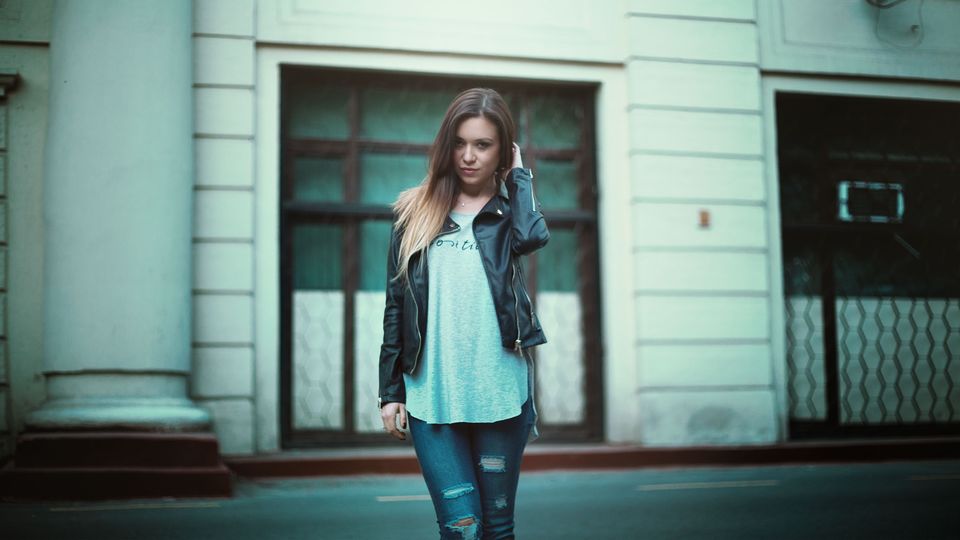 Photo of 10 Perfect Travel Outfits For Girls Who Are Always on the Go by PANKAJ KUMAR