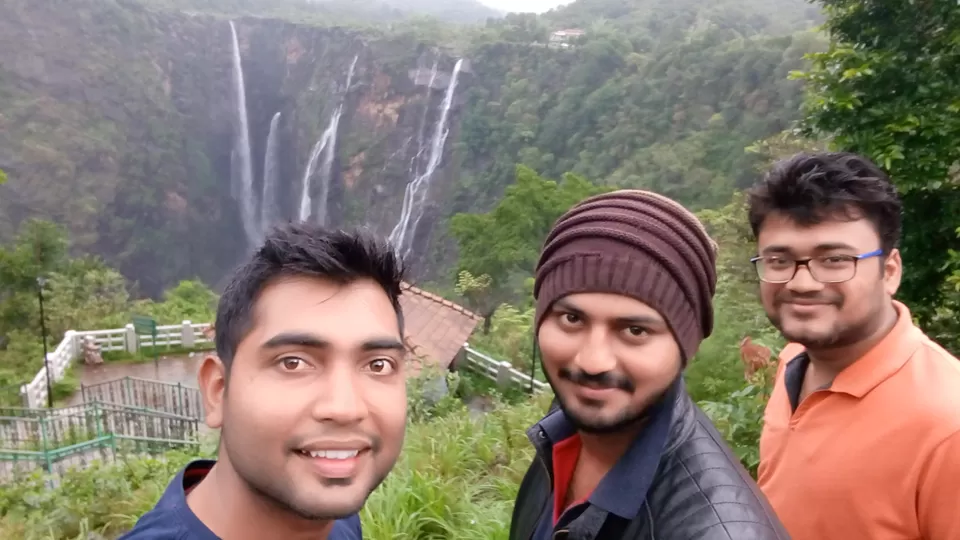 Photo of Jog Falls, Karnataka, India by Giridhari Khandelwal