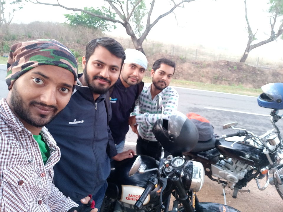 Photo of An Indelible Bike Expedition from Bangalore to Chickmangaluru, Mullyangiri(karnataka's Highest Peak) 2/5 by Giridhari Khandelwal